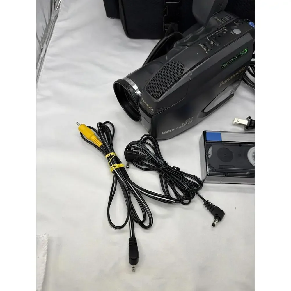 Panasonic Palmcorder PV-D308D VHS-C Tape Video Camera Camcorder Parts Repair